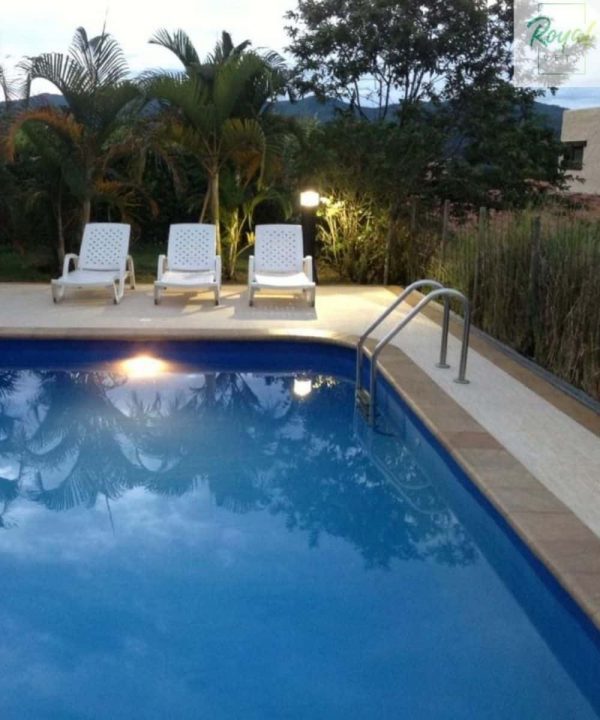 Rompeolas Royal Bronce